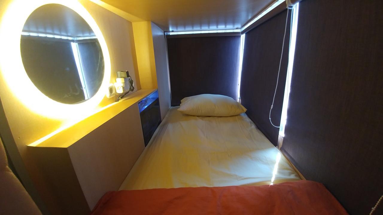 Inap At Capsule Hotel kapsul 2*