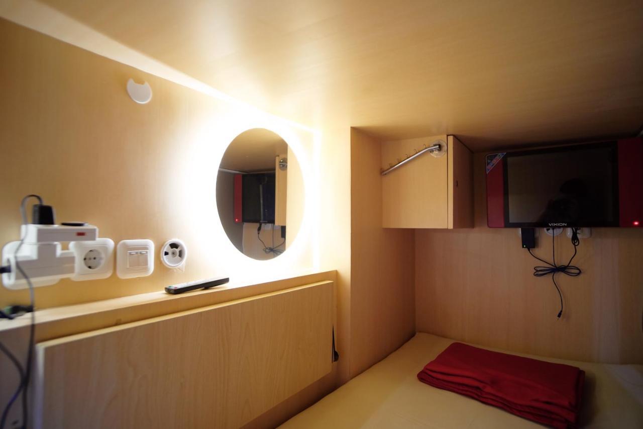 Inap At Capsule Hotel kapsul Bandung